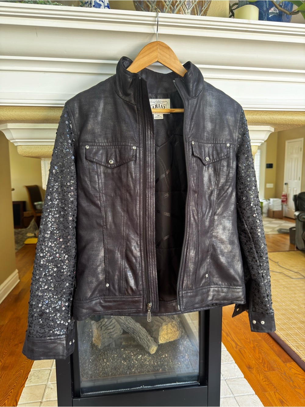 Ariat Black Faux leather Jacket Sequin Embellished Arms and Pockets Small